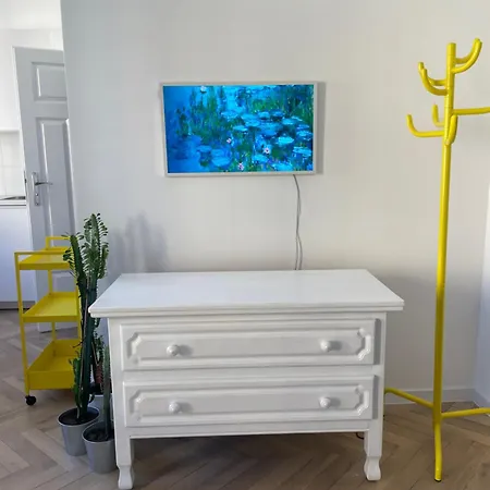 Le Petit Opolska Apartment